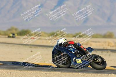 media/Jan-11-2025-CVMA (Sat) [[ddeb3f563a]]/Race 13-Amateur Supersport Open/